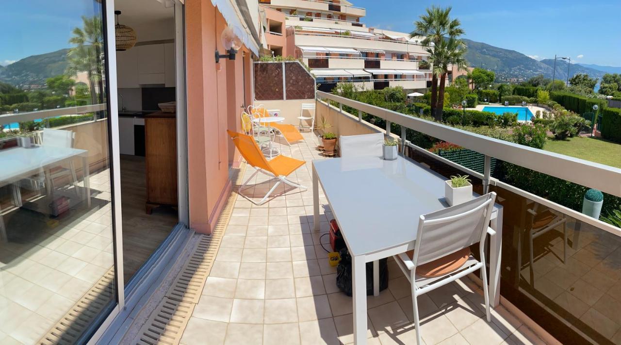 Superbe 2p Vue Mer, Ensoleille, Piscine Apartamento