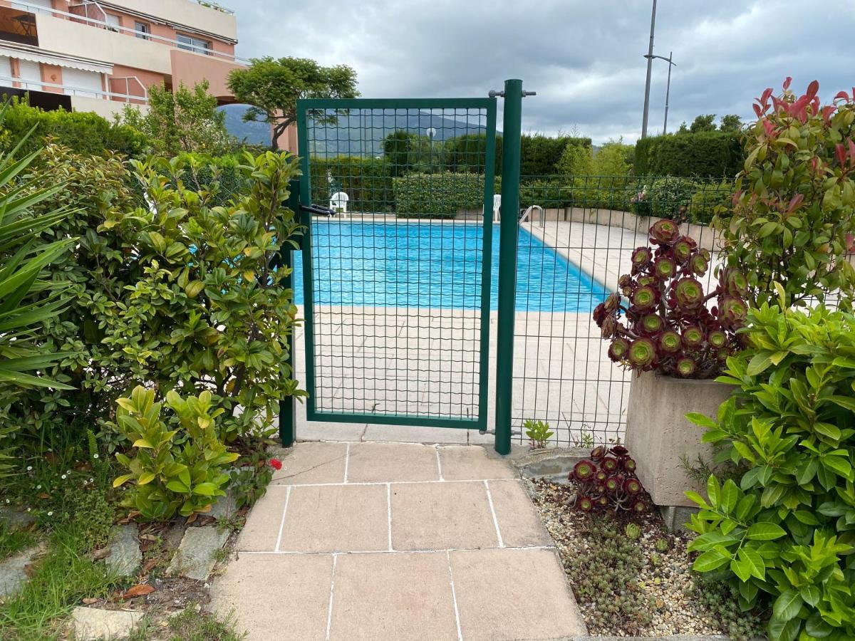 Superbe 2p Vue Mer, Ensoleille, Piscine *