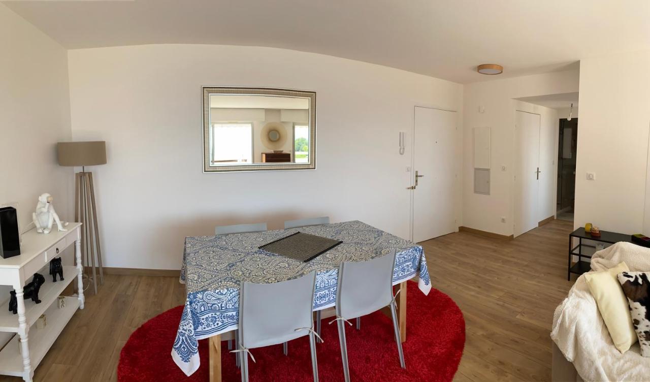 Apartment Superbe 2p Vue Mer, Ensoleille, Piscine